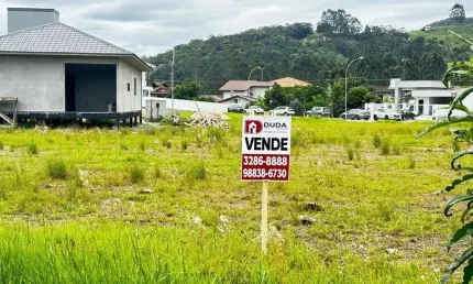 Terreno à venda na Vila Becker, Santo Amaro da Imperatriz 