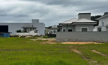 Terreno à venda na Vila Becker, Santo Amaro da Imperatriz 