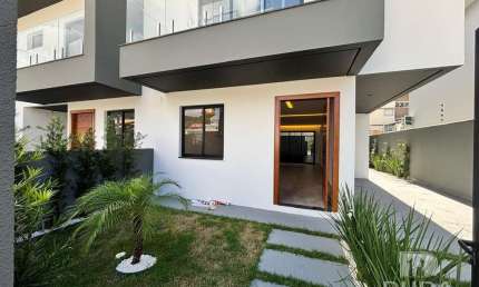 Casa com 3 quartos à venda na Rua Verona, Pagani, Palhoça