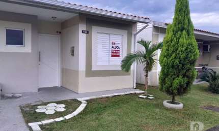 Casa em condomínio fechado com 2 quartos para alugar na Avenida Paulo Roberto Vidal, Bela Vista, Palhoça
