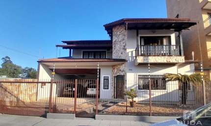 Casa comercial para alugar na Rua Emeline Matildes Crisemann Scheidt, Centro, Palhoça