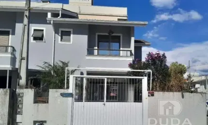 Casa com 3 quartos para alugar na Rua Professora Lair Quadros de Espindola, Nova Palhoça, Palhoça