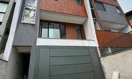 SOBRADO DE ALTO PADRÃO NO BAIRRO ALTOS DO SEMINÁRIO