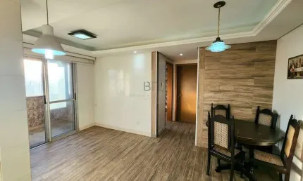 APARTAMENTO SEMIMOBILIADO COM 02 DORMITÓRIOS , SACADA COM CHURRASQUEIRA