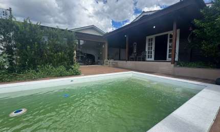 Casa com 3 quartos à venda na Rua Rivadavia Azambuja Guimarães, 232, Nossa Senhora da Saúde, Caxias do Sul