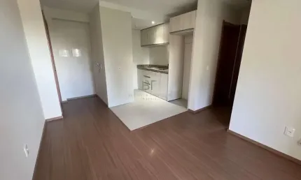 APARTAMENTO SEMIMOBILIADO COM 62M² NO BAIRRO FORQUETA