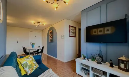 APARTAMENTO SEMIMOBILIADO COM 2 DORMITÓRIOS SENDO  NO BAIRRO SANVITTO