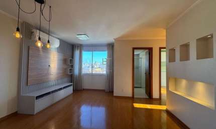 APARTAMENTO MOBILIADO COM 03 DORMITÓRIOS NO BAIRRO SANTA CATARINA