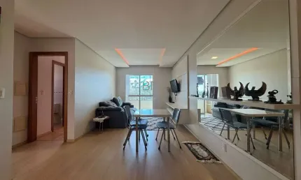 Apartamento 02 dormitórios com suíte e 02 vagas individuais no bairro colina sor