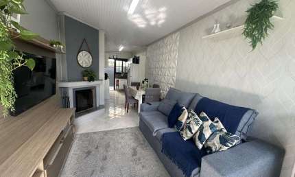 Casa com 2 quartos à venda na Rua Nilo José Corte, 230, Desvio Rizzo, Caxias do Sul