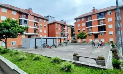 APARTAMENTO SEMIMOBILIADO COM 2 DORMITÓRIOS E 1 VAGA NO BAIRRO INTERLAGOS