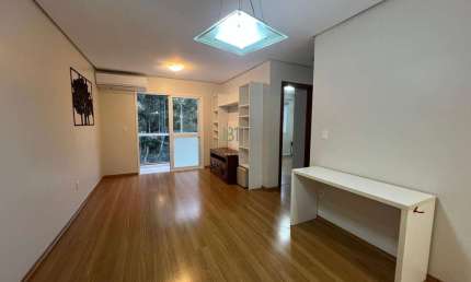 APARTAMENTO SEMIMOBILIADO 02 DORMITÓRIOS  E 1 VAGA NO BAIRRO VINHEDOS