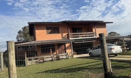 Chácara com cabanha em pleno funcionamento com 20 cavalos