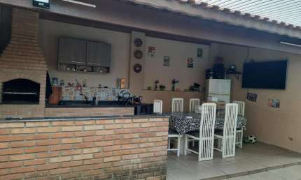 Sobrado para Venda em São Bernardo do Campo, Santa Terezinha, 3 dormitórios, 1 suíte, 4 banheiros, 6 vagas