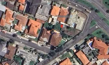 Terreno à venda na Rua Paschoal Bordignon, 20, Jardim Botânico, Curitiba por R$ 618.000