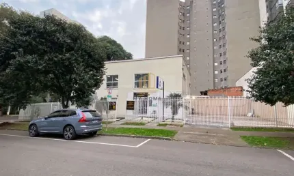 Prédio comercial com 6 lojas locadas - 6 vagas de garagem e localização perfeita!