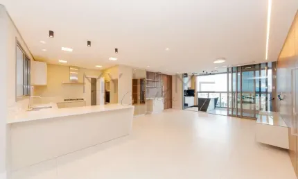 APARTAMENTO À VENDA NO ÁGUA VERDE - AO LADO DO CLUBE CURITIBANO - 3 SUÍTES