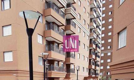 Apartamento com 3 dormitórios à venda, 76 m² por R$ 674.427 - Jardim Tupanci - Barueri/SP