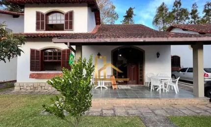 Casa com 3 dormitórios 1 suíte à venda, 171 m² - Ermitage - Teresópolis/RJ
