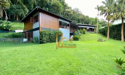 Casa 5 suítes para venda ou locação no Vale dos Eucaliptos, com ou sem mobilia.