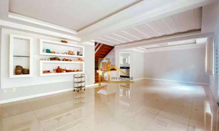 Casa com 3 dormitórios à venda, 210 m² por R$ 1.000.000,00 - Parque do Imbui - Teresópolis/RJ