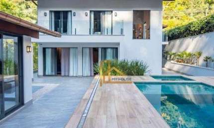 Casa de alto padrão com estilo neorustico à venda no Comary na gleba 5