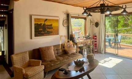 Casa em Condomínio no Estilo Casa de Campo com Vista para as Montanhas,  3 Quartos em Vargem Grande , Teresópolis-RJ