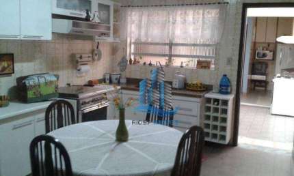 Sobrado com 3 dormitórios à venda, 209 m² por R$ 680.000,00 - Santa Maria - Santo André/SP