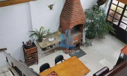 Casa com 3 dormitórios à venda, 165 m² por R$ 1.300.000 - Osvaldo Cruz - São Caetano do Sul/SP