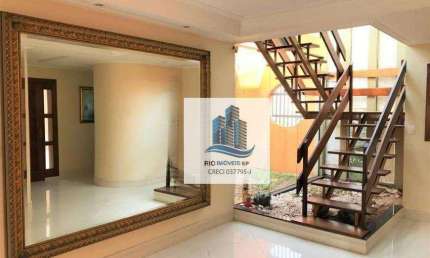 Sobrado com 4 dormitórios à venda, 340 m² por R$ 3.300.000,00 - Jardim São Caetano - São Caetano do Sul/SP