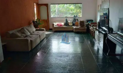 Sobrado com 3 dormitórios à venda, 315 m² por R$ 1.908.000 - Olímpico - São Caetano do Sul/SP