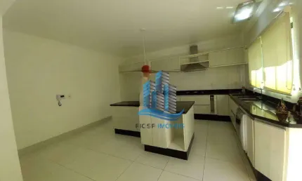 Sobrado com 3 dormitórios à venda, 263 m² por R$ 1.380.000,00 - Olímpico - São Caetano do Sul/SP