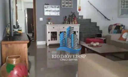 Sobrado com 3 dormitórios à venda, 196 m² por R$ 1.250.000 - Olímpico - São Caetano do Sul/SP
