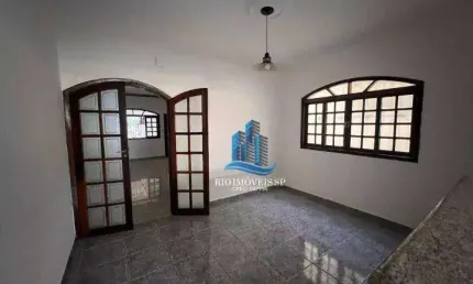 Sobrado com 3 dormitórios à venda, 168 m² por R$ 1.060.000,00 - Campestre - Santo André/SP