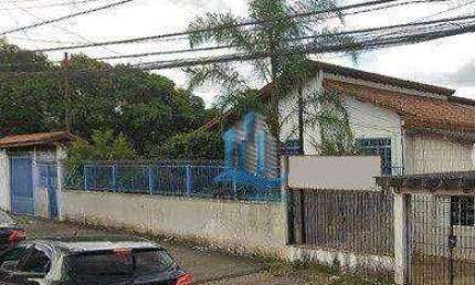 Casa com 2 dormitórios à venda, 500 m² por R$ 1.590.000,00 - Campestre - Santo André/SP