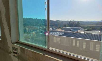 Sobrado com 4 dormitórios à venda, 320 m² por R$ 600.000,00 - Jardim Bela Vista - Araçariguama/SP