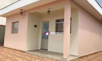Casa com 3 dormitórios à venda, 200 m² por R$ 430.000,00 - Vila Nova - Araçariguama/SP