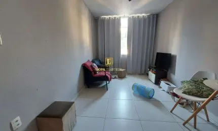 Apartamento com dois dormitórios no centro do Rio de Janeiro