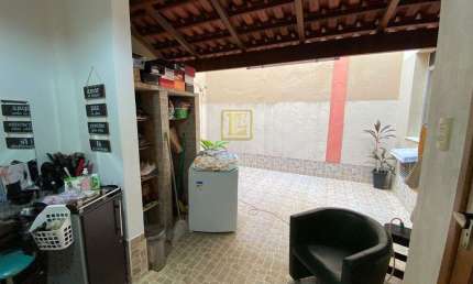 Apartamento Tipo Casa Com Três Quartos e Área externa no Centro Rio de Janeiro