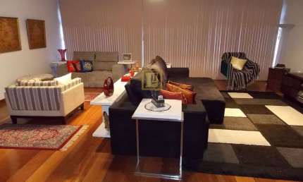 Apartamento Sala três Quartos e dependência em Tijuca Rio de Janeiro para venda