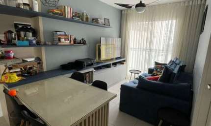 Apartamento à venda no Bairro, Centro com 1 dormitório.