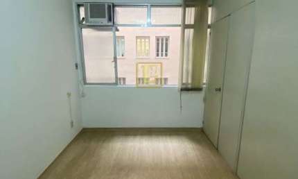 Sala Comercial em Catete no Rio de Janeiro para Venda