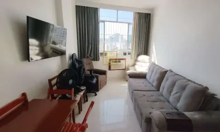 Apartamento de Sala um Quarto Dependência e Garagem, centro do Rio de Janeiro