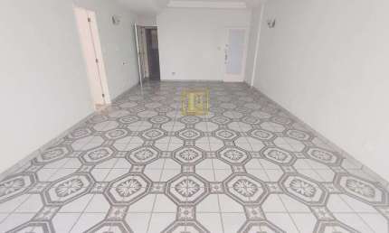 Apartamento de sala e dois quartos com dependência em centro Rio de Janeiro