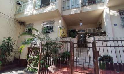 Apartamento composto de dois quartos sala, cozinha e banheiro em Santa Teresa RJ