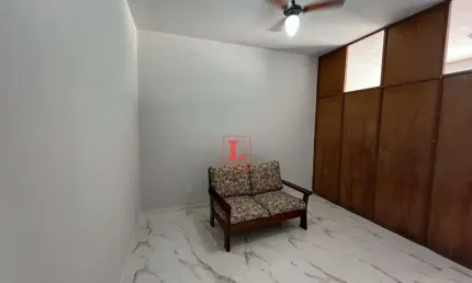 Apartamento tipo conjugado dividido no Centro do Rio de Janeiro