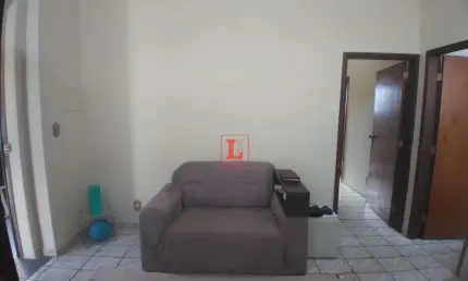 Casa à venda com 4 quartos, 2 banheiros 140m² por r$ 400.000