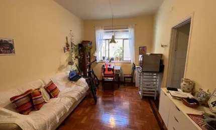 Apartamento  2 quartos+varandinha com 76m² na rua monte alegre santa teresa