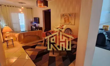 Apartamento Mobiliado à Venda – 2 Quartos, Suíte, e a 130m da Praia da Guilhermina