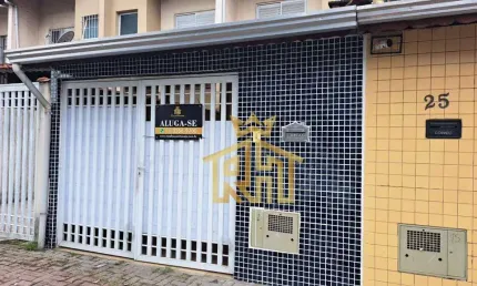 Sobrado com 2 dormitórios para alugar, 90 m² por r$ 2.500,02/mês - mirim - praia grande/sp
